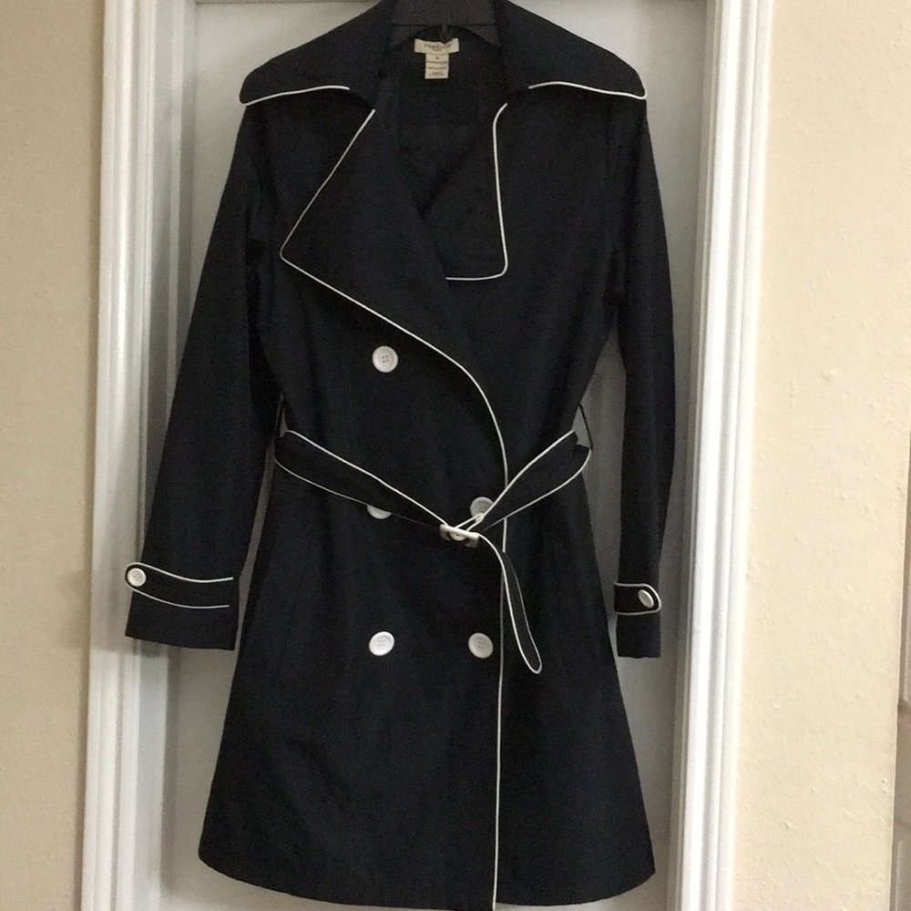 Woman’s Light Coat 3/4 long